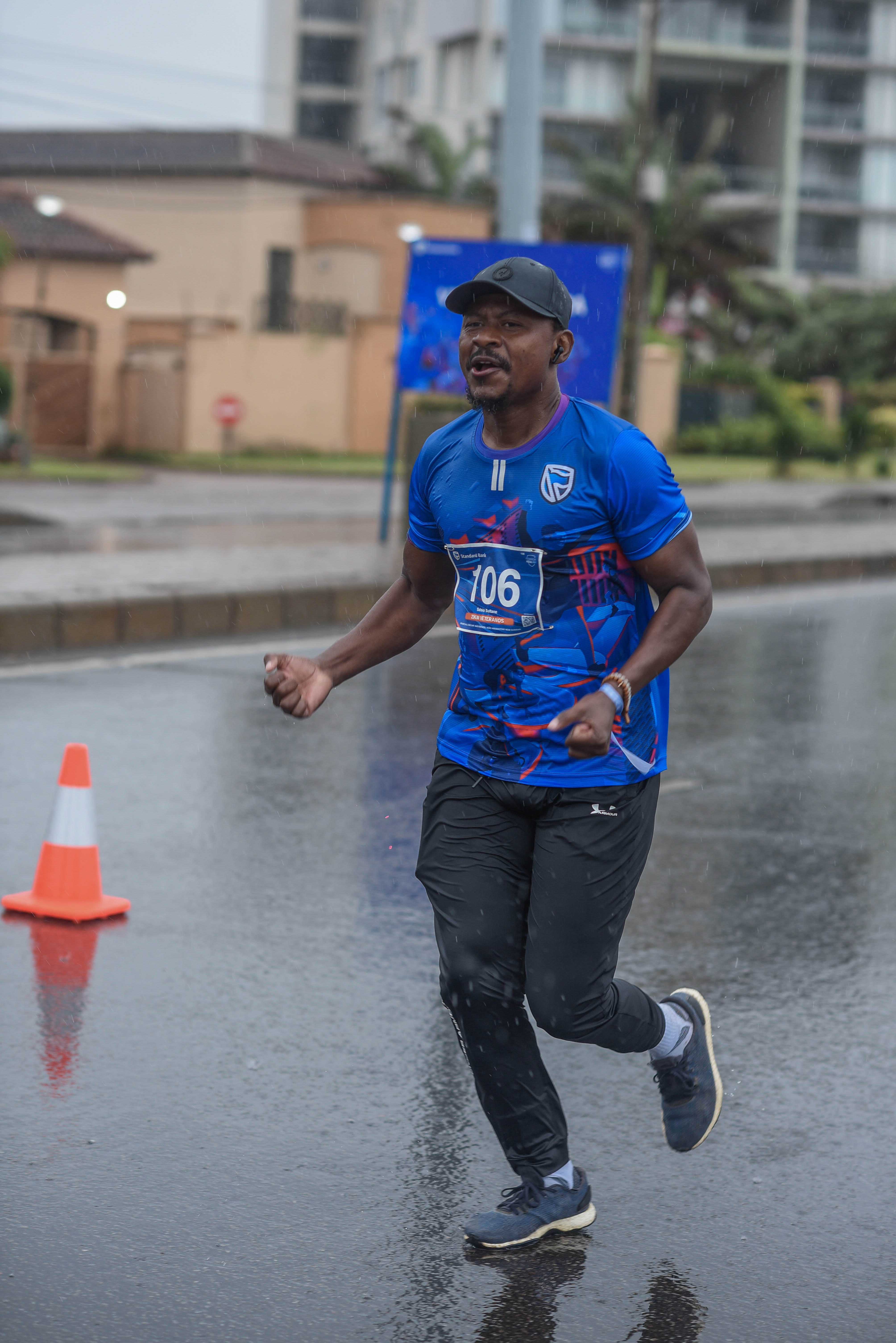 242Corrida Azul.jpg